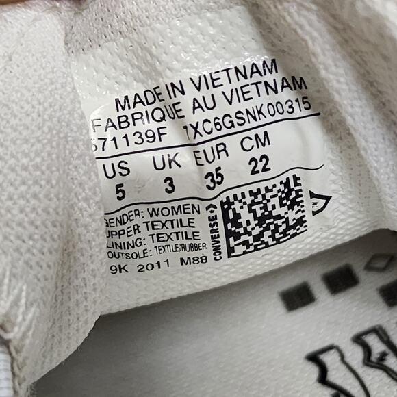 NWT Converse Snake Print Slip-On Shoes - Picture 6 of 10